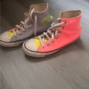 Vibrant Kids High-Top Sneakers - Neon Orange and Purple